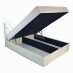 Дереянное основание с подъемным механизмом.